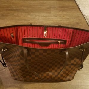 Louis Vuitton Neverfull GM in Damier Ebene
(Used)